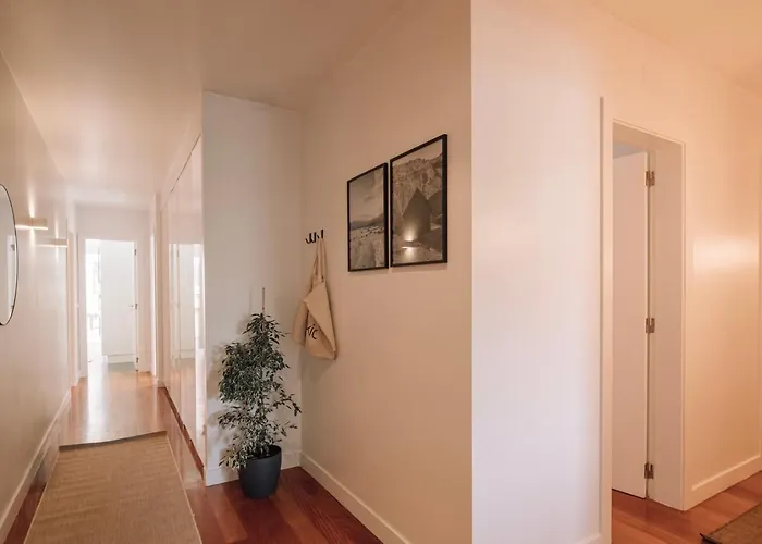 아파트 Lansac - 3 Bedrooms And Office In Arroios *