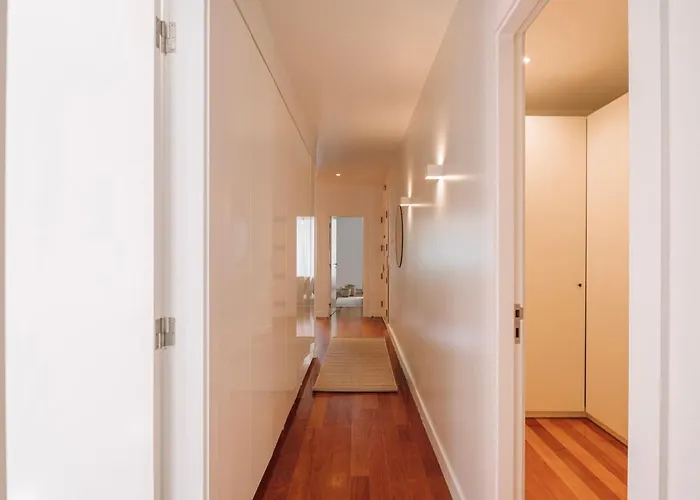 Lansac - 3 Bedrooms And Office In Arroios