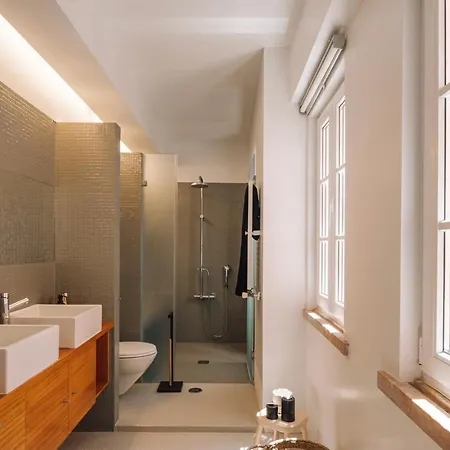 Lejlighed Lansac - 3 Bedrooms And Office In Arroios