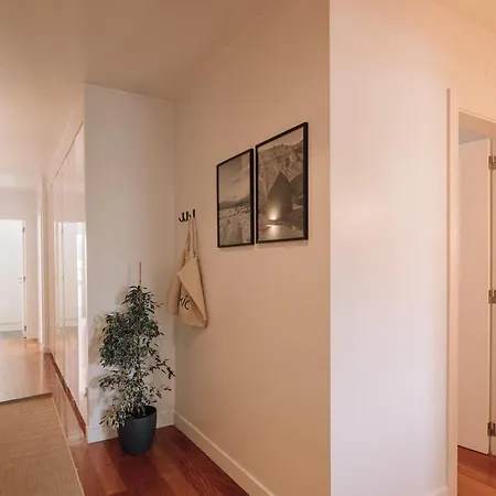 Lejlighed Lansac - 3 Bedrooms And Office In Arroios *